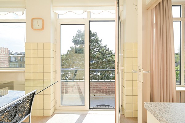 Medium property photo - Spaarwaterstraat 42, 2593 RN The Hague